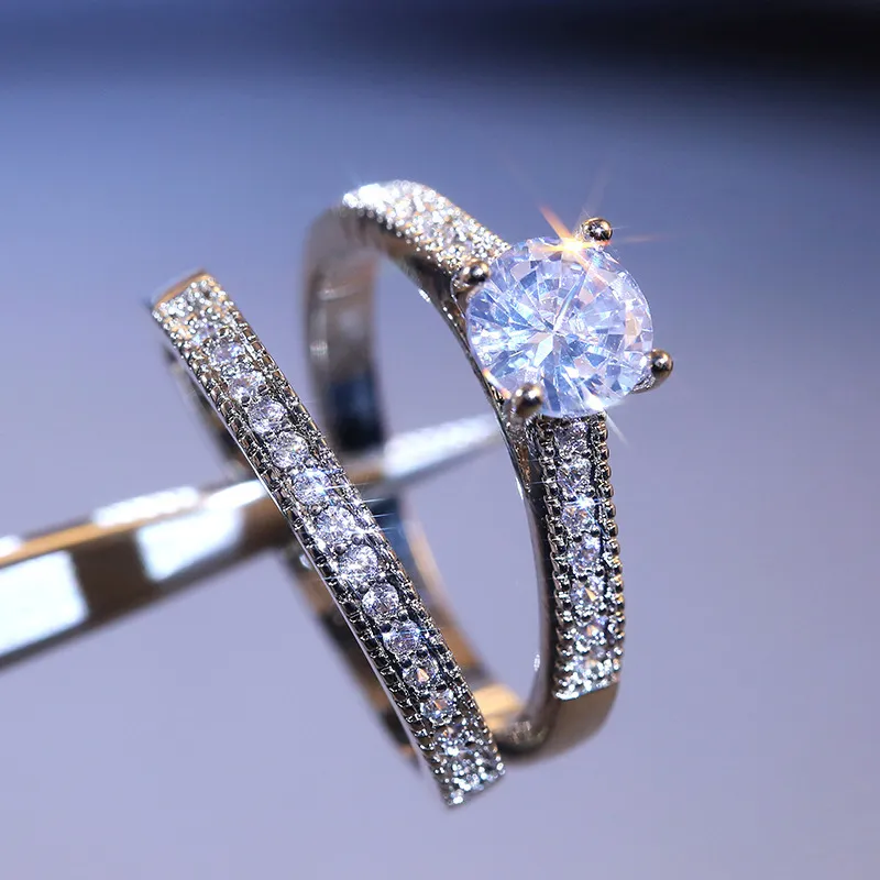 Bague élégante pour couple : bijoux de mariage avec diamant simulé rond